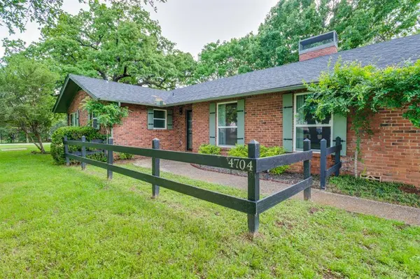 4704 Bransford Road, Colleyville, TX 76034