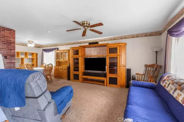 17544 Vine ST, Fontana, CA 92335