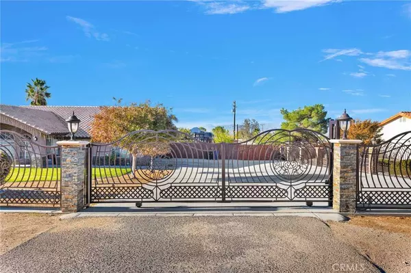 18955 Pachappa RD, Apple Valley, CA 92307