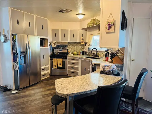 13393 Mariposa Rd #281, Victorville, CA 92395