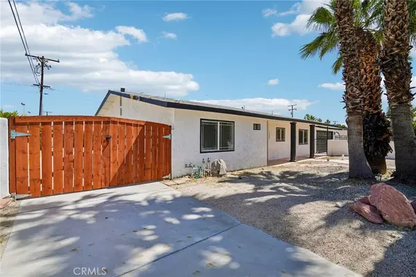 2804 E Valencia, Palm Springs, CA 92262