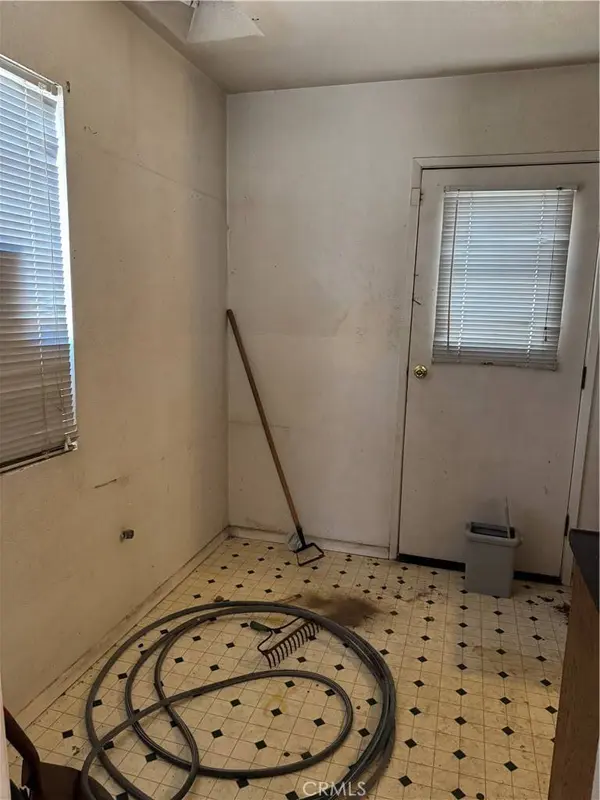 821 Nancy, Barstow, CA 92311