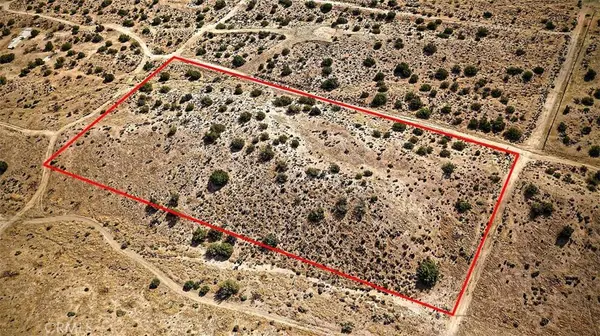 25200 Mountain View RD, Apple Valley, CA 92308