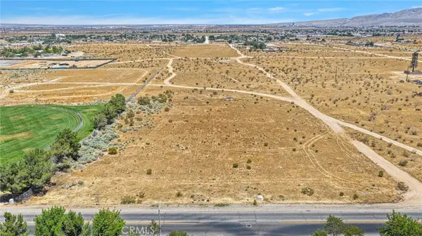 13702 Del Cerro ST, Victorville, CA 92392