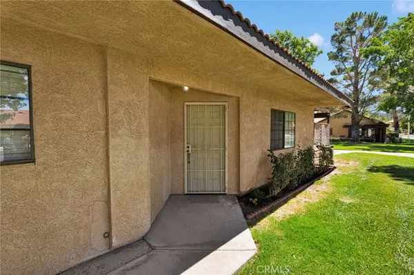 11671 Maple ST, Apple Valley, CA 92308