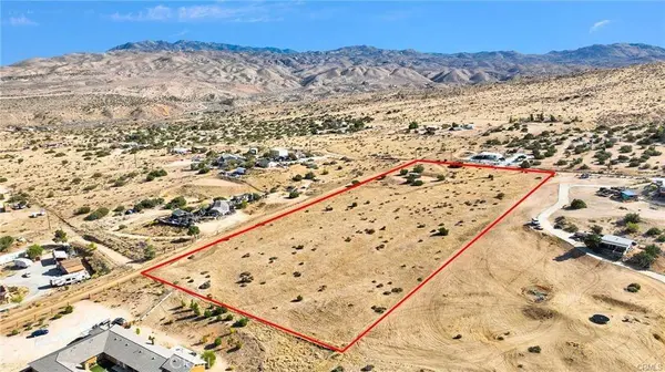 23766 Valley View RD, Apple Valley, CA 92308