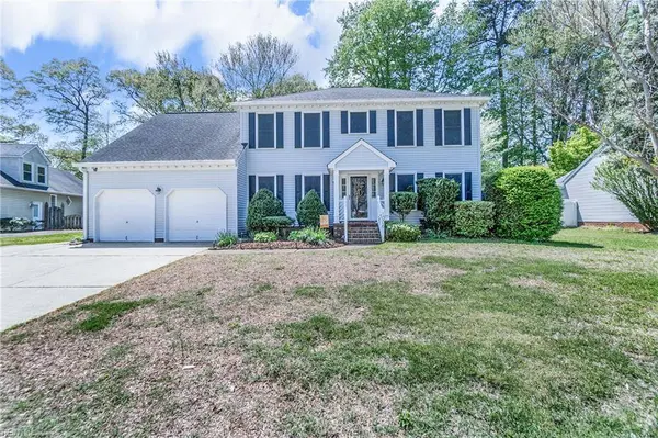 1006 Grantham LN, Chesapeake, VA 23322