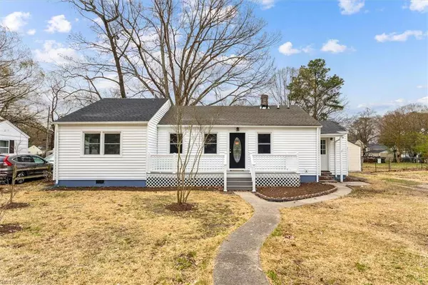 624 74th ST, Newport News, VA 23605