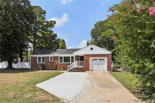 88 Wheatland DR, Hampton, VA 23666