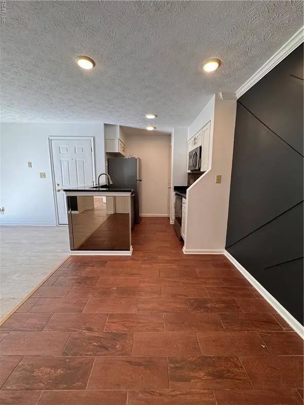 119 Cape Dorey DR #3A, Hampton, VA 23666
