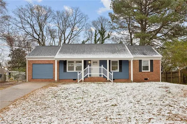 426 Nicewood Dr DR, Newport News, VA 23602