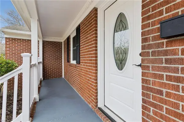 109 Opal DR, Newport News, VA 23602