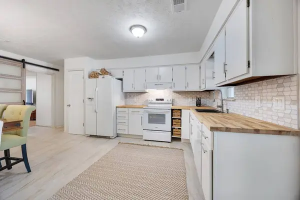 6517 Charter Oaks Circle, Columbus, GA 31909