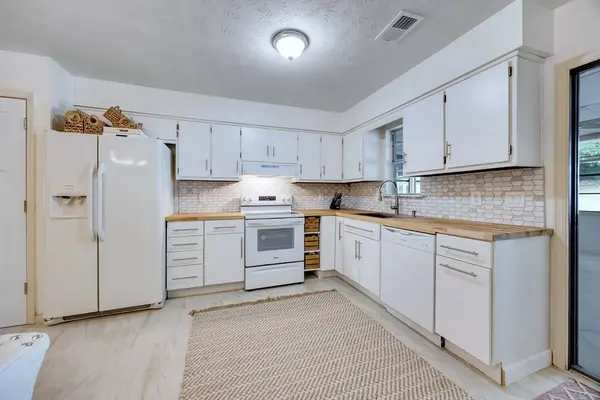 6517 Charter Oaks Circle, Columbus, GA 31909
