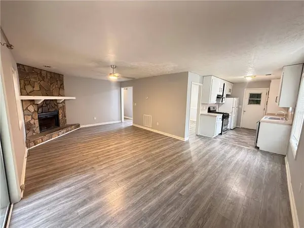290 W Junction CT NW, Kennesaw, GA 30144