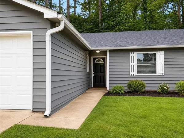 290 W Junction CT NW, Kennesaw, GA 30144