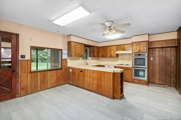 20810 Bluehill Pass, San Antonio, TX 78023