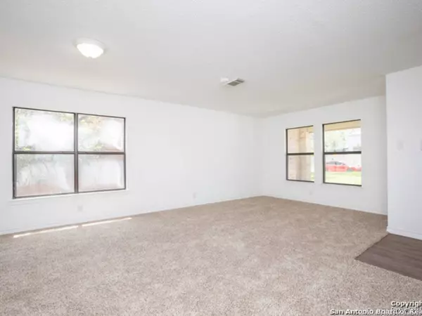 8406 POINT QUAIL, San Antonio, TX 78250-7213