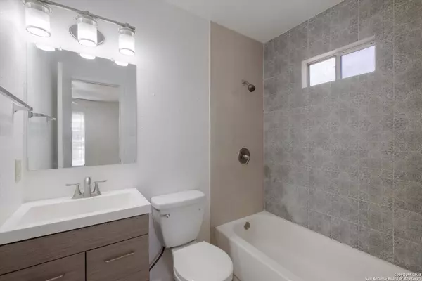 222 Cortez Ave, San Antonio, TX 78237