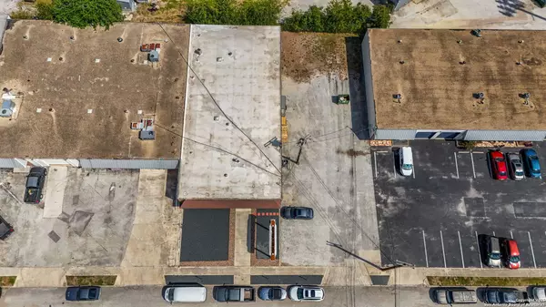 8402 Speedway Dr, San Antonio, TX 78230