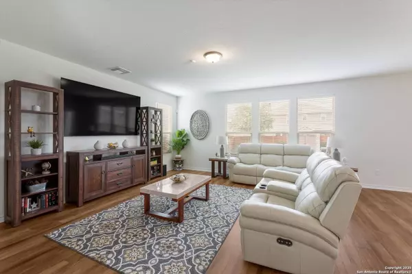 11370 Sprightly Ln, San Antonio, TX 78254