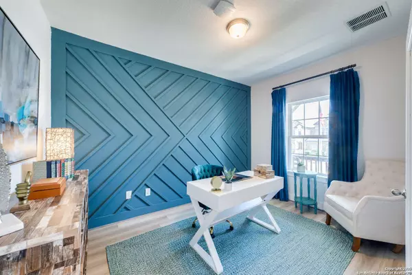 154 Beaver, San Antonio, TX 78253