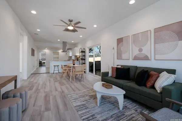 1422 Paso Hondo St, San Antonio, TX 78202