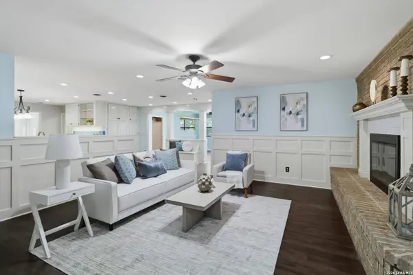118 William Classen, Hollywood Park, TX 78232