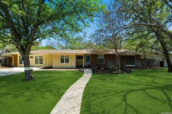 118 William Classen, Hollywood Park, TX 78232