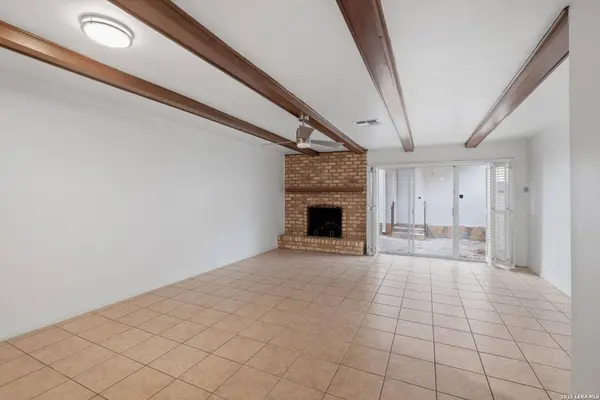 11303 Vance Jackson UNIT H2, San Antonio, TX 78230