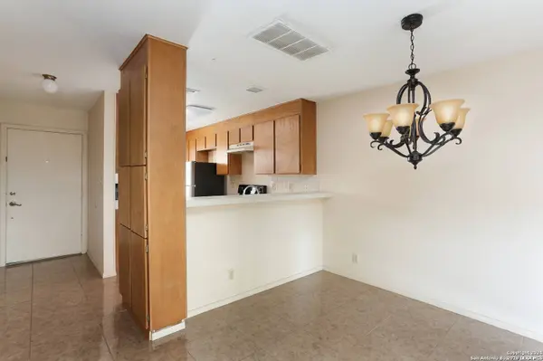11815 Vance Jackson UNIT 2404, San Antonio, TX 78230