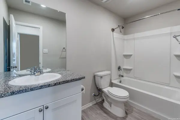 10535 Hammock Hill, Converse, TX 78109