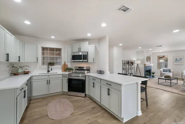 5390 Chestnut View, San Antonio, TX 78247