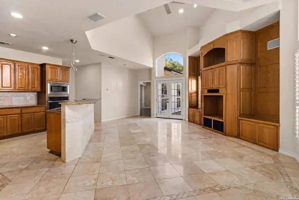 622 Cezanne, San Antonio, TX 78258