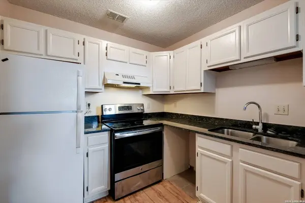 8655 Datapoint UNIT 210B, San Antonio, TX 78229