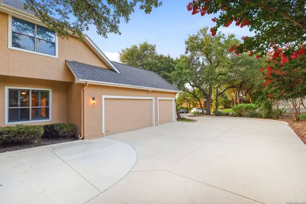 24003 Fog Cyn, San Antonio, TX 78258