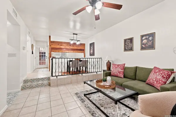 8611 Datapoint UNIT 21, San Antonio, TX 78229