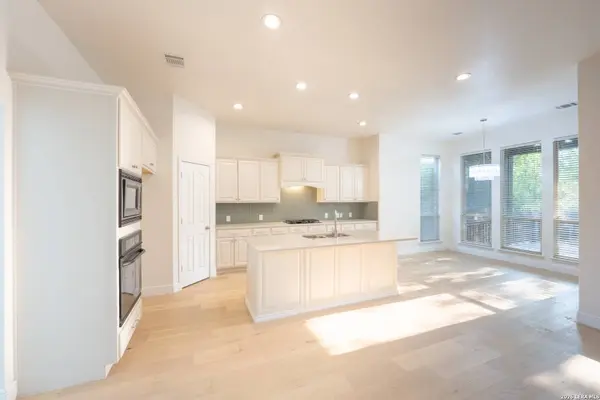 227 Waxberry TRL, San Antonio, TX 78256