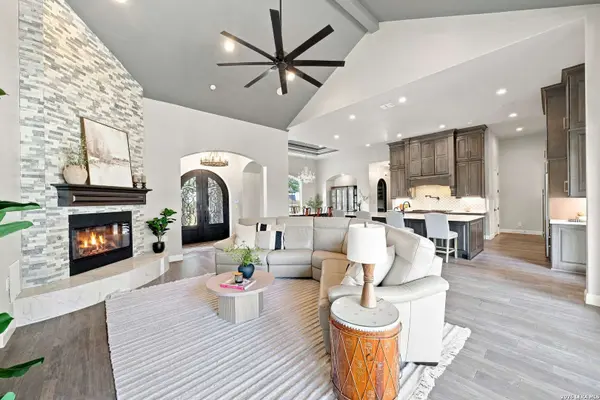 347 Curvatura, New Braunfels, TX 78132