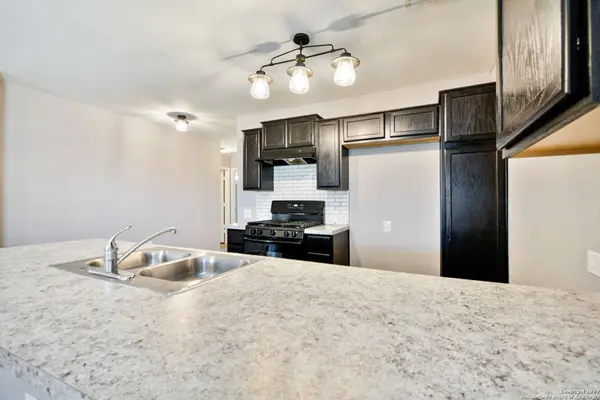6962 COZY RUN, San Antonio, TX 78218-4481