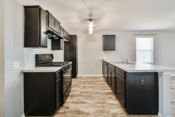 6962 COZY RUN, San Antonio, TX 78218-4481