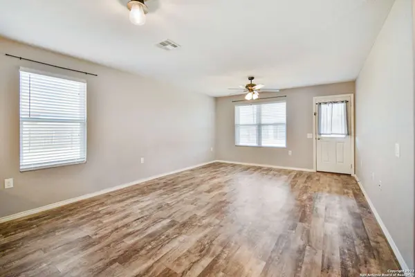 6962 COZY RUN, San Antonio, TX 78218-4481