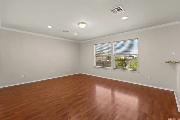 135 Bright Trl, San Antonio, TX 78253