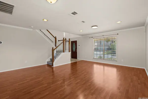 135 Bright Trl, San Antonio, TX 78253