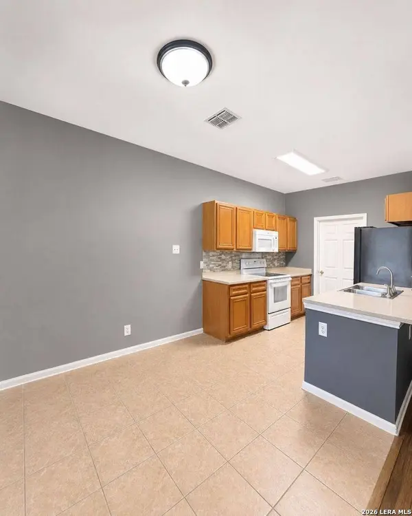 4109 St Charles Bay UNIT 4109, San Antonio, TX 78229