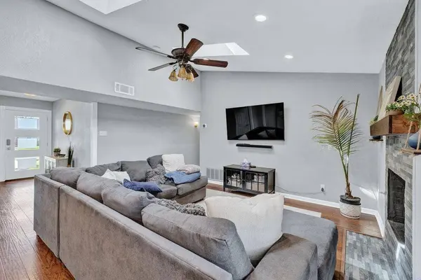 3125 Lockmoor Lane, Dallas, TX 75220