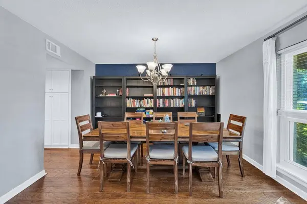 3125 Lockmoor Lane, Dallas, TX 75220