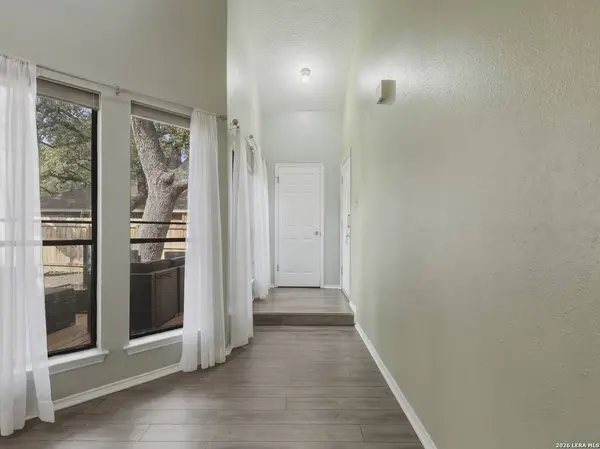 5611 Timber Jack, San Antonio, TX 78250