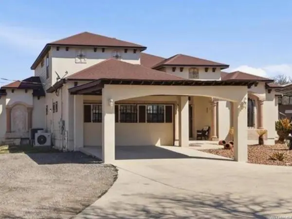 603 Sunshine Meadow, Adkins, TX 78101