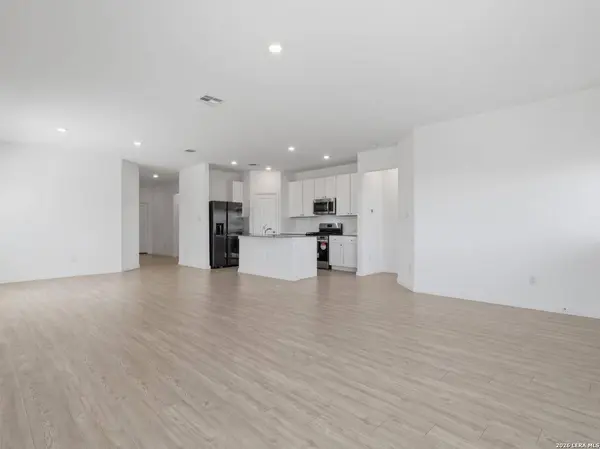 12914 Rosemary, St Hedwig, TX 78152